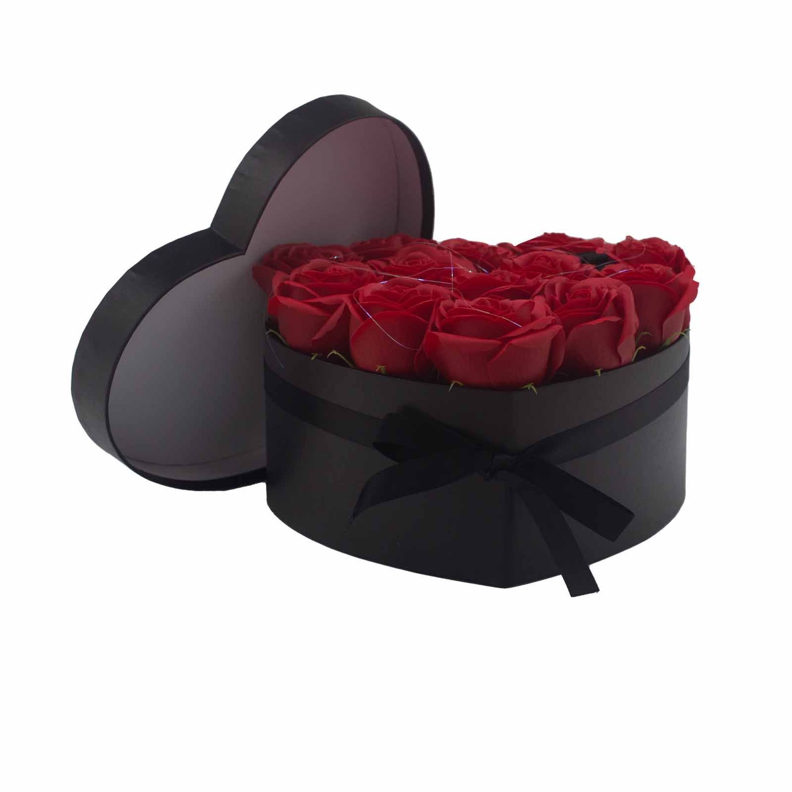 Soap Flower Gift Bouquet - 13 Red Roses - Heart - Imagen 3