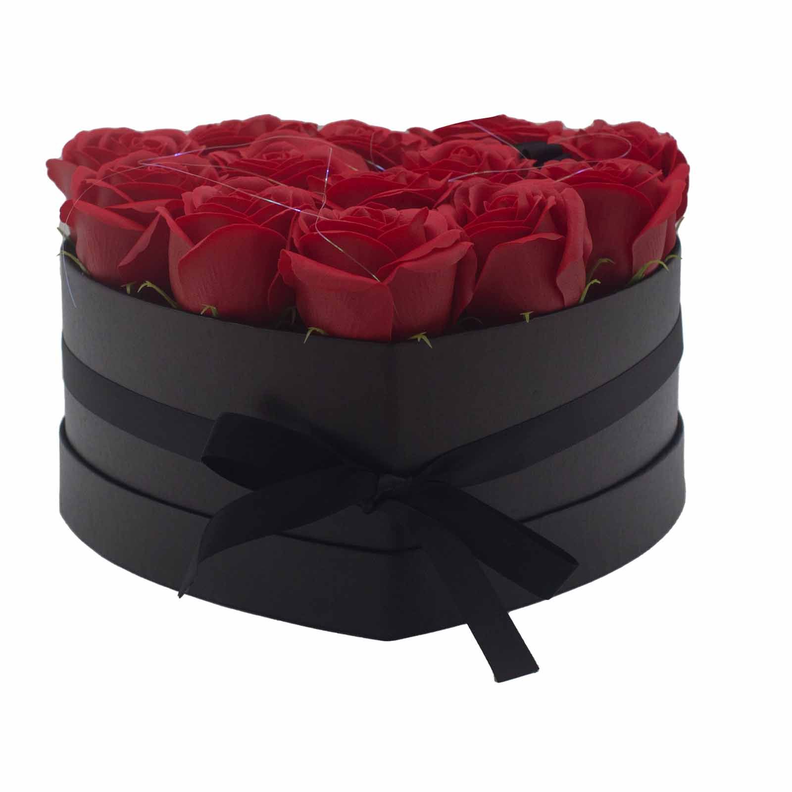 Soap Flower Gift Bouquet - 13 Red Roses - Heart - Imagen 4