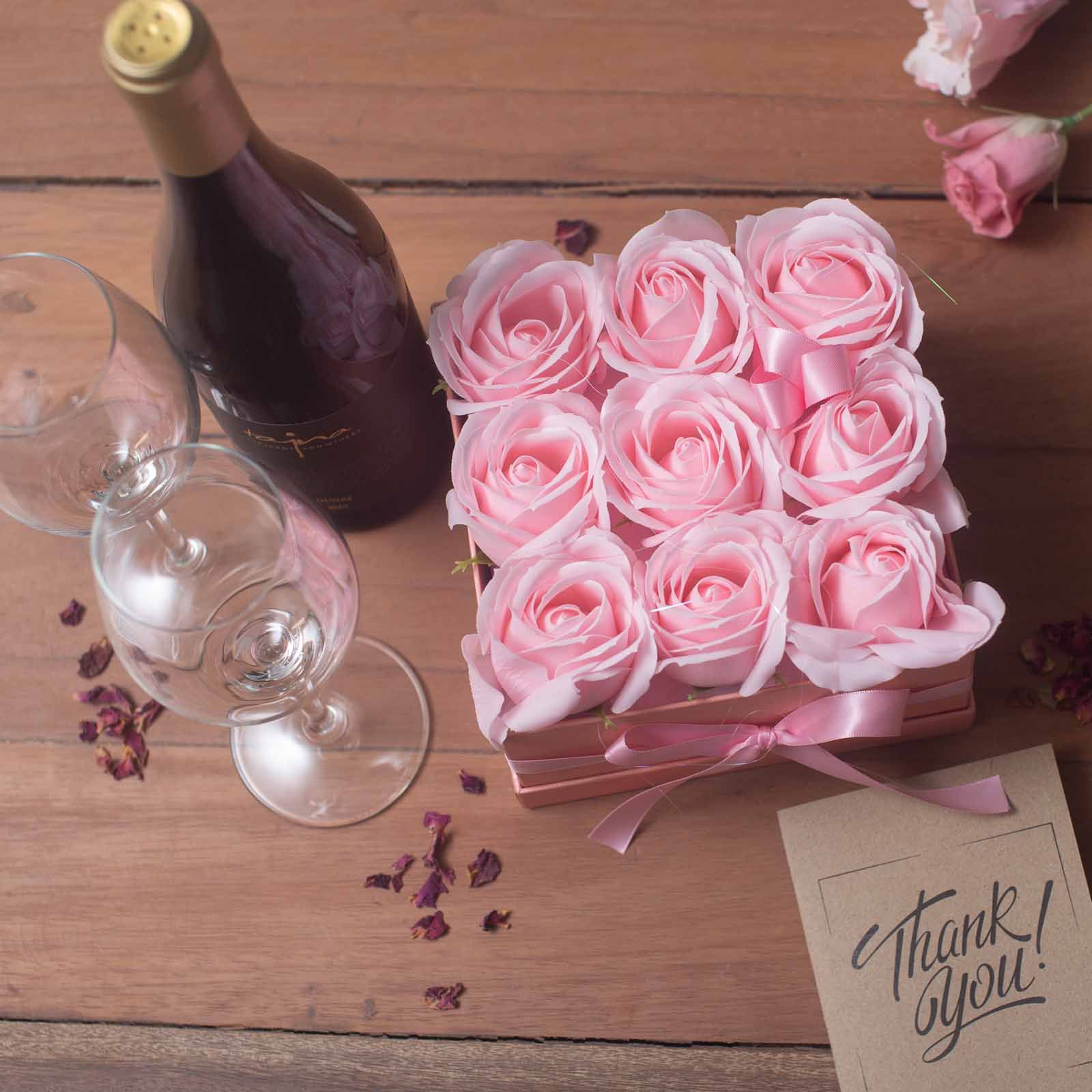 Soap Flower Gift Bouquet - 14 Pink Roses - Round - Image 11